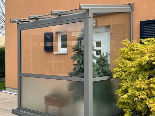 Vordächer aus Glas, individuell gefertigt und montiert