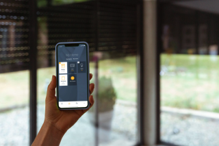 Steuern Sie Ihr Zuhause mit einem Fingertipp